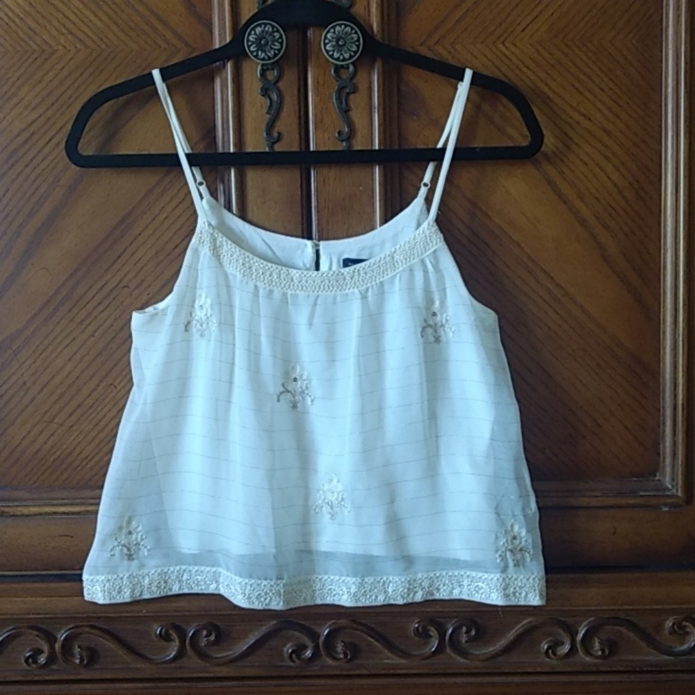 American Eagle top